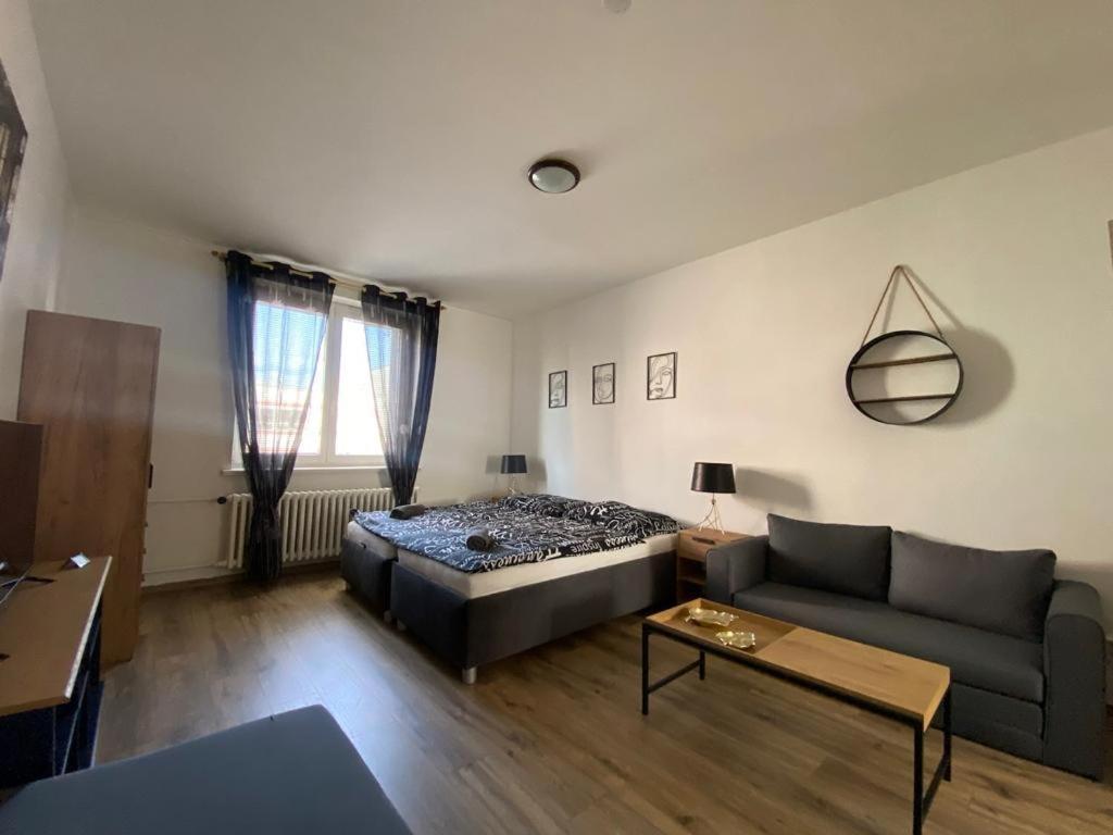 Cerna Ruze - Apartman 4 Plzeň Kültér fotó